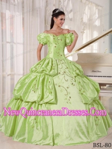 Embroidery Ball Gown Off The Shoulder Taffeta 2013 Quinceanera Dress