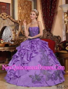 2014 Lavender Ball Gown Strapless Taffeta Appliques Quinceanera Dress