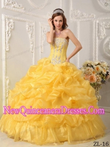 Beautiful Ball Gown Strapless Floor-length Organza Beading Quinceanera Dress in Yellow
