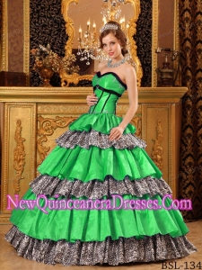 Cheap Popular Ball Gown Sweetheart Taffeta Ruffles Green Quinceanera Gowns