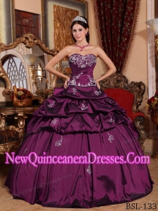 Fuchsia Sweetheart Floor-length Taffeta Appliques Classical Quinceanera Dress