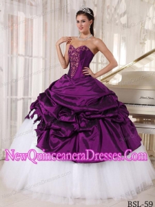 Fashionable Sweetheart Appliques Quinceanera Dress in Purple and White