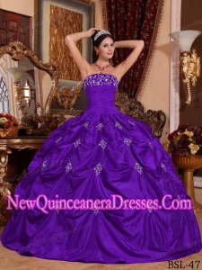 Perfect Purple Ball Gown Strapless Floor-length Taffeta Appliques Quinceanera Dress