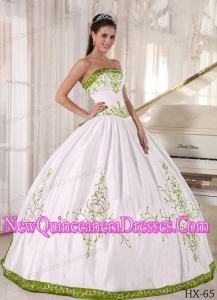 A Colourful Strapless Embroidery Simple Quinceanera Dresses