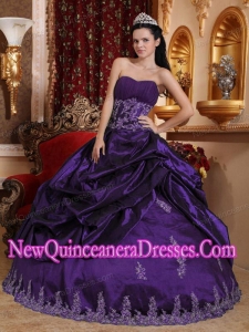 Ball Gown Sweetheart Floor-length Taffeta Appliques Popular Quinceanera Gowns in Dark Purple