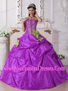 Ball Gown Strapless Floor-length Taffeta Popular Quinceanera Gowns with Beading and Hand Made Flowers