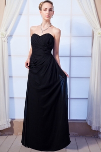 Black Empire Sweetheart Floor-length Chiffon Ruch Dama Dresses for Quinceanera