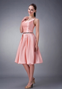 Watermelon A-line / Princess V-neck Knee-length Taffeta Sash Dama Dress