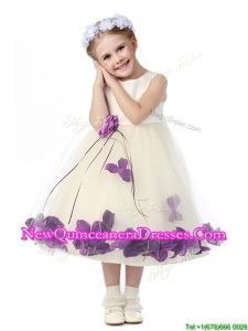 2016 Gorgeous Scoop Little Girl Pageant Dress with Purple Hand Made Flowers and Appliques