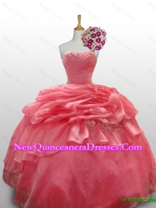 2015 Comfortable Beaded Sweetheart Quinceanera Dresses