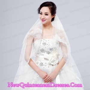 Elegant One-Tier Lace Edge Elbow Veils for Wedding Party