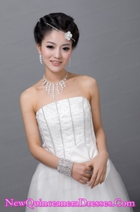 Dazzling Alloy With Rhinestone Women Jewelry Sets