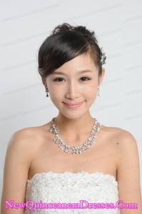 Vintage style Imitation Pear Necklace And Earring Set