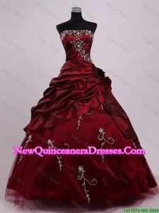 Classical Strapless Ball Gown Wine Red Sweet 16 Dresses with Appliques
