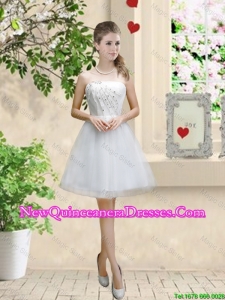 Classical Appliques and Beaded White Damas Dresses with Strapless