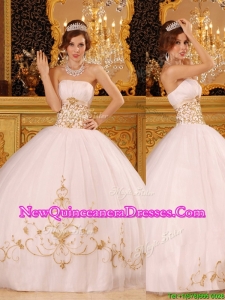 Beautiful White Strapless Pretty Sweet 15 Dresses with Appliques
