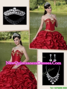 Popular Brush Train Quinceanera Gowns with Appliques and Pick Ups