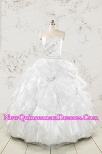 Classical White Quinceanera Dresses with Beading and Ruffles