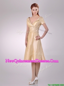 Hot Sale V Neck Champagne Tea Length Dama Dress with Short Sleeves