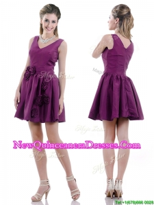 Exquisite V Neck Taffeta Purple Dama Dress with Handcrafted Flowers