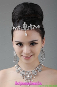 Vintage Style Rhinestone Alloy Jewelry Set Including Crown Necklace And Earrings