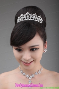 Intensive Flower Rhinestone Alloy Jewelry Set With Crown Necklace And Earrings