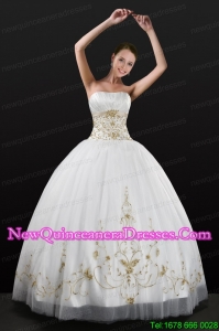 Elegant White Strapless 2015 Quinceanera Dress with Beading and Embroidery