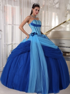 Modest Blue Quinceanera Dress Strapless Tulle Beading Ball Gown