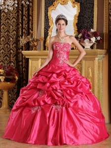 Cute Hot Pink Quinceanera Dress Strapless Pick-ups Taffeta Ball Gown