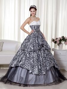Luxurious A-line / Princess Sweetheart Floor-length Zebra and Organza Beading and Ruch Quinceanera Dress