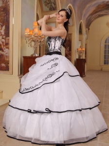 New White Quinceanera Dress Strapless Organza Embroidery Ball Gown
