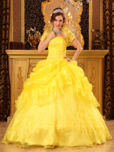 Popular Yellow Quinceanera Dress Strapless Organza Appliques Ball Gown