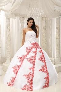 Beautiful Embroidery White Ball Gown 2015 Quinceanera Dress For Formal Evening