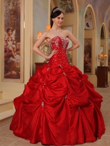 Affordable Red Quinceanera Dress Strapless Taffeta Beading and Embroidery Ball Gown