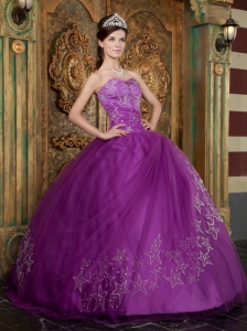 Beautiful Purple Quinceanera Dress Sweetheart Appliques Tulle Ball Gown