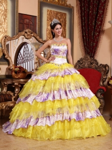 Inexpensive Multi-color Quinceanera Dress Sweetheart Organza Beading and Ruffles Ball Gown