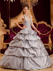 Romantic Gray Quinceanera Dress Halter Taffeta Appliques Ball Gown