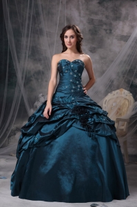 Modest Peacock Green Ball Gown Sweetheart Quinceanea Dress Taffeta Appliques Floor-length