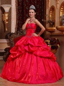 New Red Quinceanera Dress Strapless Taffeta Beading Ball Gown