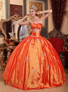 Simple Orange Red Quinceanera Dress Strapless Taffeta Appliques Ball Gown