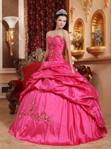 Wonderful Hot Pink Quinceanera Dress Sweetheart Taffeta Appliques Ball Gown