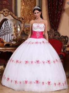 Beautiful White and Hot Pink Quinceanera Dress Strapless Taffeta and Tulle Appliques Ball Gown