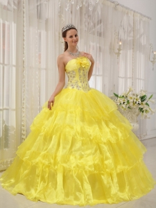 Beautiful Yellow Quinceanera Dress Strapless Taffeta and Organza Beading Ball Gown