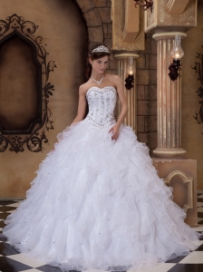 Romantic White Quinceanera Dress Sweetheart Organza Beading Ball Gown