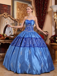 Gorgeous Blue Quinceanera Dress Sweetheart Taffeta Embroidery Ball Gown