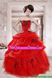 2015 Perfect and New Style Red Quinceanera Dresses with Appliques and Pick Ups