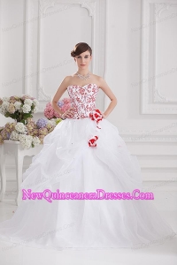 2014 Ball Gown Sweetheart Appliques and Pick ups Quinceanera Dress in White