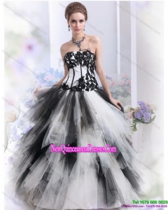 2015 Puffy White and Black Strapless Quinceanera Dresses with Appliques