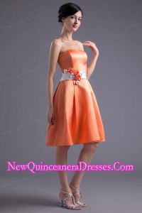 A-line Orange Red Strapless Sash Knee-length Satin Dresses for Dama