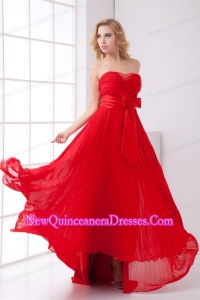 Elegant Strapless Red Empire Pleat Chiffon Dama Dress for Quinceanera with Bowknot